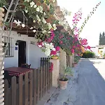 Апартаменти Estudio Rustico En Cr. El Mayorazgo