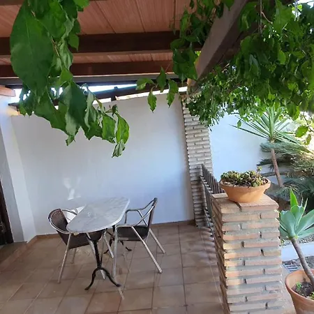 Estudios Con Piscina Compartida En Complejo Rural El Mayorazgo Cadice