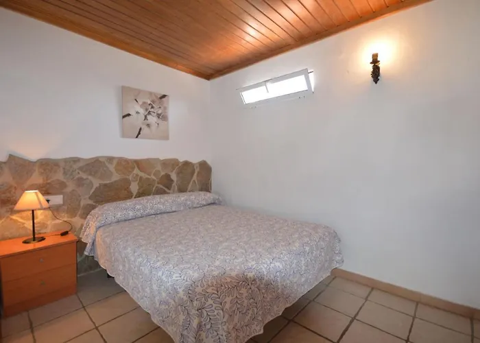 Estudios Con Piscina Compartida En Conil. * Cádiz