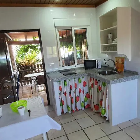 Estudios Con Piscina Compartida En Complejo Rural El Mayorazgo Cádiz