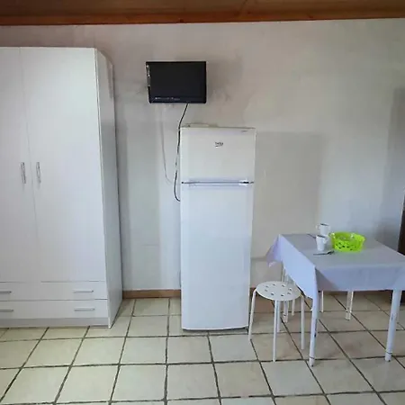 Estudios Con Piscina Compartida En Complejo Rural El Mayorazgo Apartamento *
