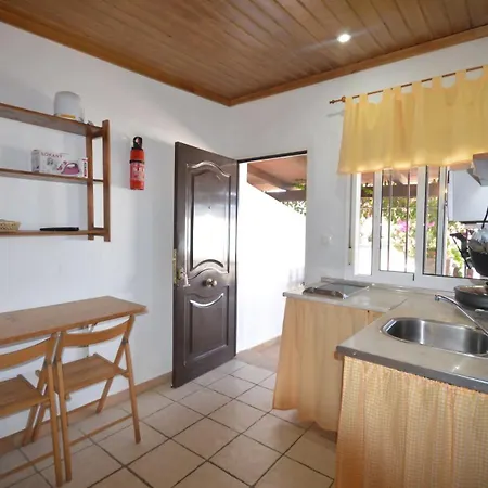 Estudio Rustico En Cr. El Mayorazgo דירה קדיז