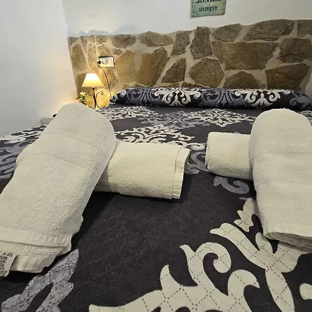Estudios Con Piscina Compartida En Complejo Rural El Mayorazgo Apartamento